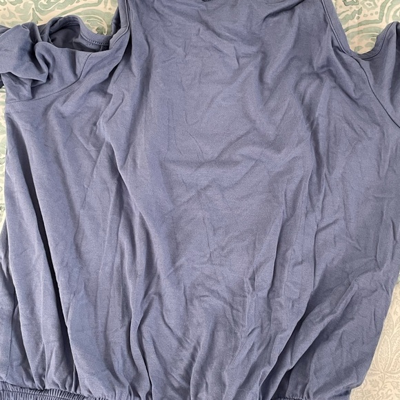 NWOT Venus Open Shoulder Top Medium - Picture 6 of 6